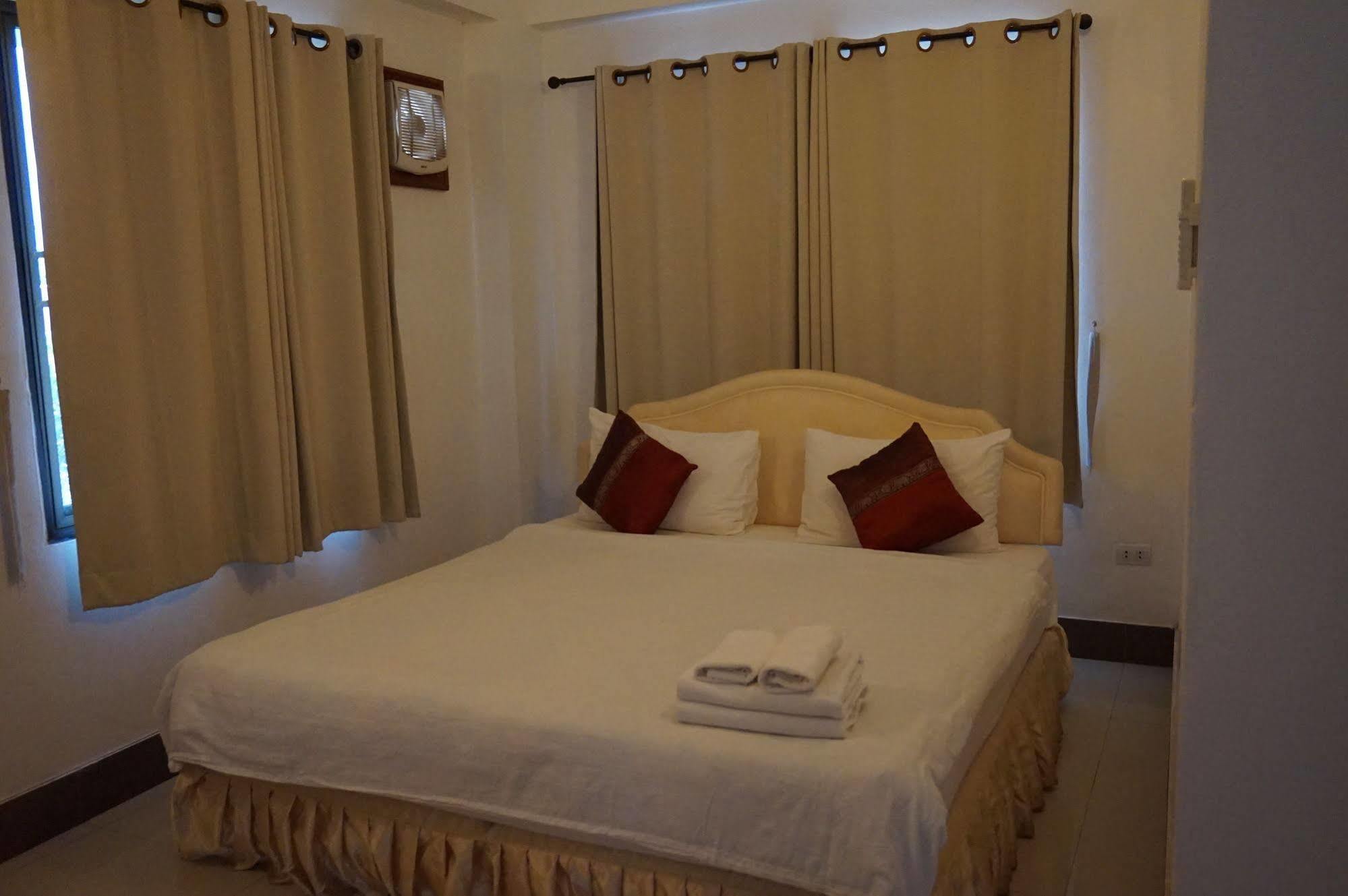 Pakse Mekong Hotel Exterior photo